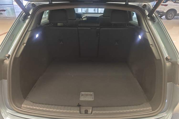 Used Audi Q4 e-tron 2024 40 e-tron Boundary Edition Trunk