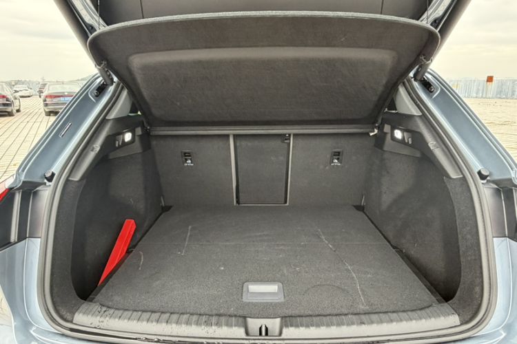 Used Audi Q4 e-tron 2024 40 e-tron Boundary Edition Trunk