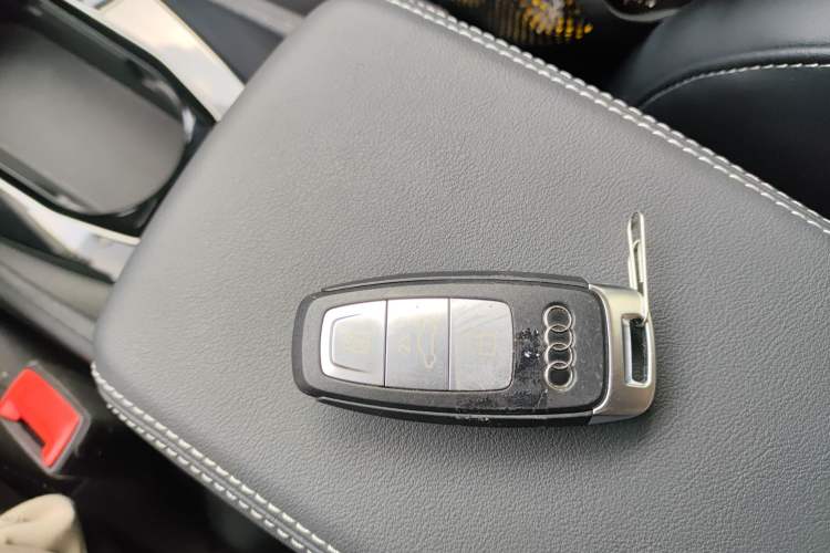Used Audi Q4 e-tron 2024 40 e-tron Adventure Edition Vehicle Key