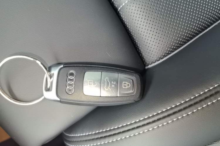 Used Audi Q4 e-tron 2024 40 e-tron Boundary Edition Vehicle Key