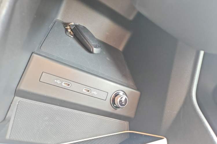Used Audi Q4 e-tron 2024 40 e-tron Boundary Edition Vehicle Key