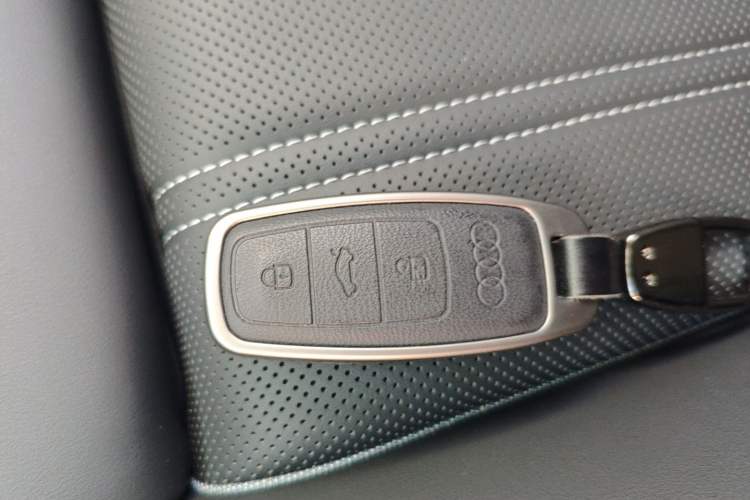 Used Audi Q4 e-tron 2024 40 e-tron Boundary Edition Vehicle Key