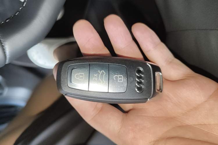 Used Audi Q4 e-tron 2024 40 e-tron Adventure Edition Vehicle Key