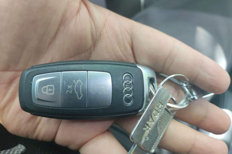 Used Audi Q4 e-tron 2024 40 e-tron Adventure Edition Vehicle Key