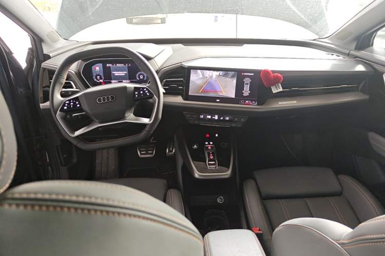 Used Audi Q4 e-tron 2024 40 e-tron Adventure Edition Center Console
