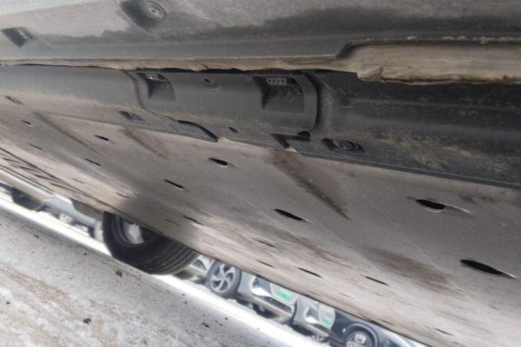 Used Audi Q4 e-tron 2024 40 e-tron Adventure Edition Chassis Rear Left
