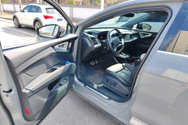 Used Audi Q4 e-tron 2024 40 e-tron Boundary Edition Driver Seat