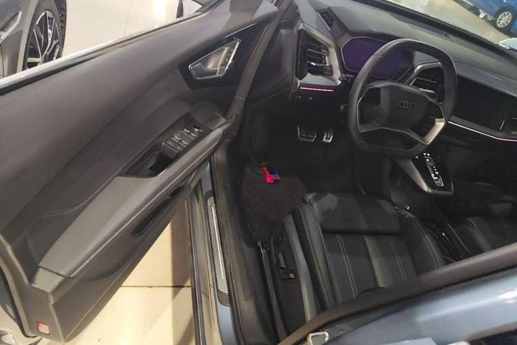 Used Audi Q4 e-tron 2024 40 e-tron Adventure Edition Driver Seat