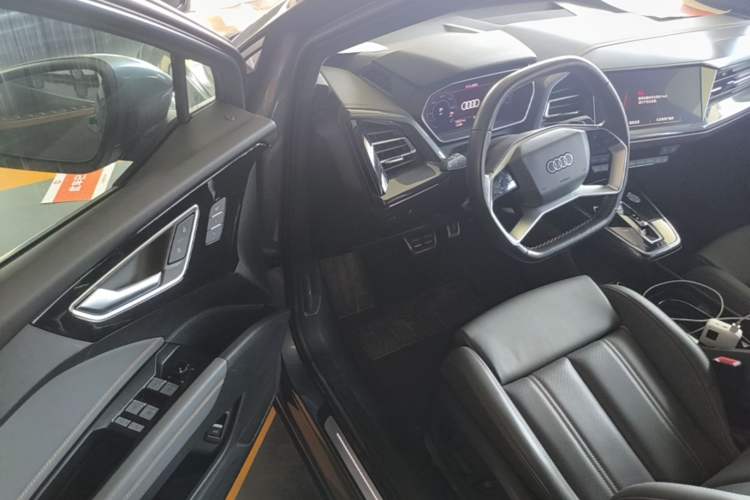Used Audi Q4 e-tron 2024 40 e-tron Boundary Edition Driver Seat