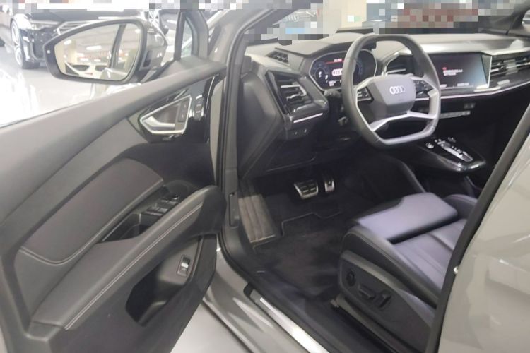 Used Audi Q4 e-tron 2024 40 e-tron Boundary Edition Driver Seat
