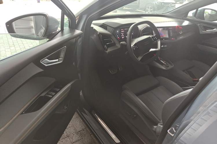 Used Audi Q4 e-tron 2024 40 e-tron Adventure Edition Driver Seat