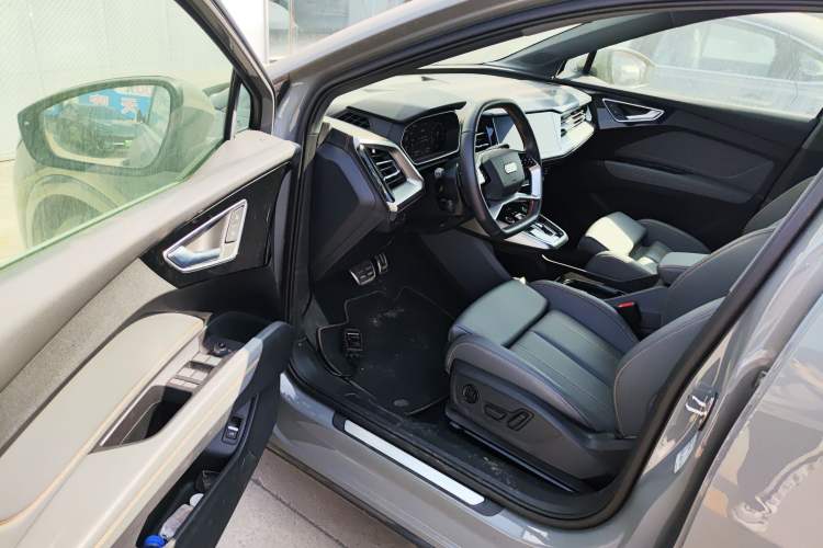 Used Audi Q4 e-tron 2024 40 e-tron Adventure Edition Driver Seat
