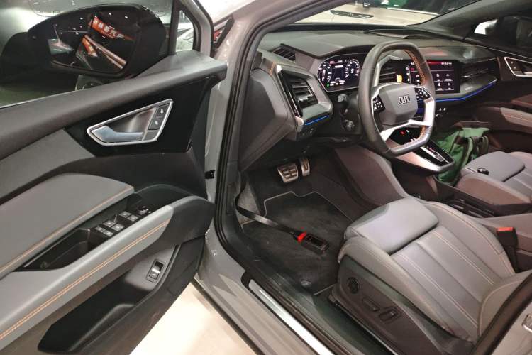 Used Audi Q4 e-tron 2024 40 e-tron Adventure Edition Driver Seat