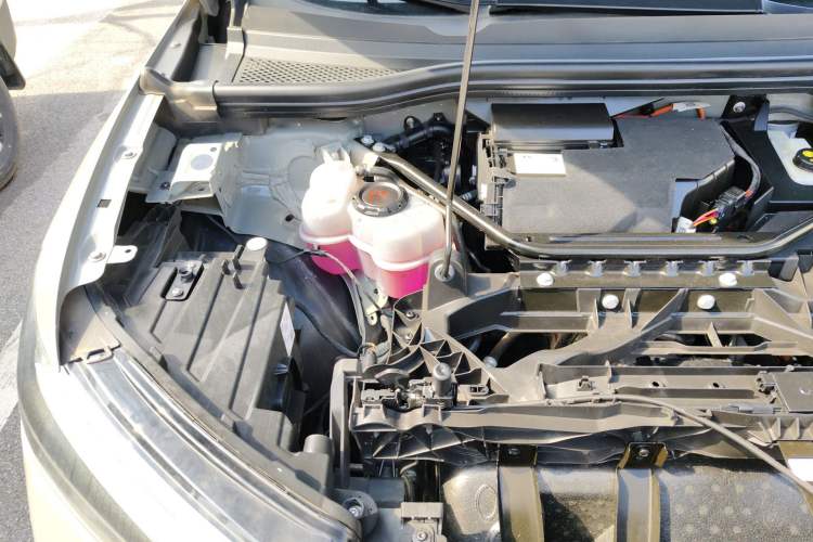 Used Audi Q4 e-tron 2024 40 e-tron Boundary Edition Engine Bay Right