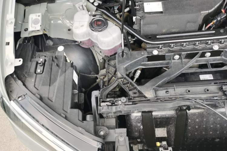 Used Audi Q4 e-tron 2024 40 e-tron Boundary Edition Engine Bay Right