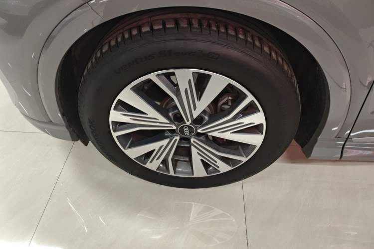 Used Audi Q4 e-tron 2024 40 e-tron Adventure Edition Exterior 4