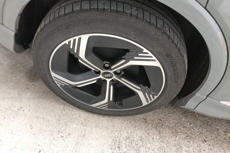 Used Audi Q4 e-tron 2024 40 e-tron Boundary Edition Exterior 5