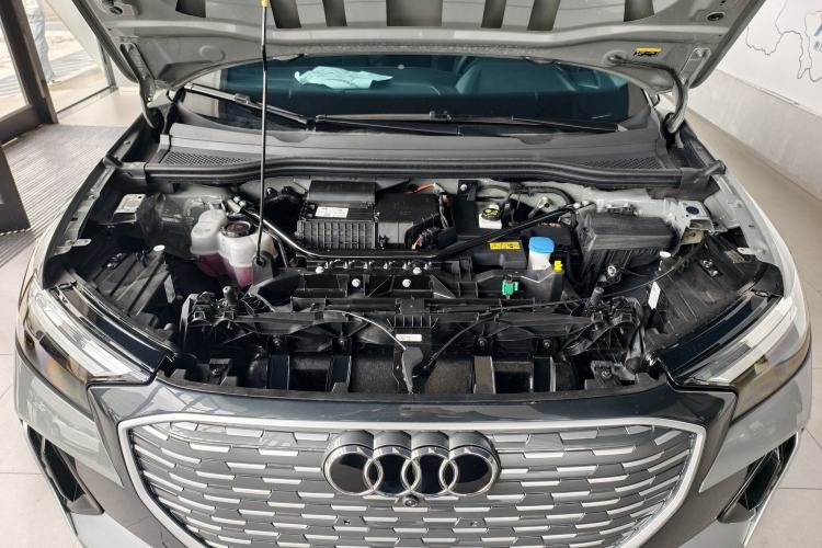 Used Audi Q4 e-tron 2024 40 e-tron Boundary Edition Exterior 5