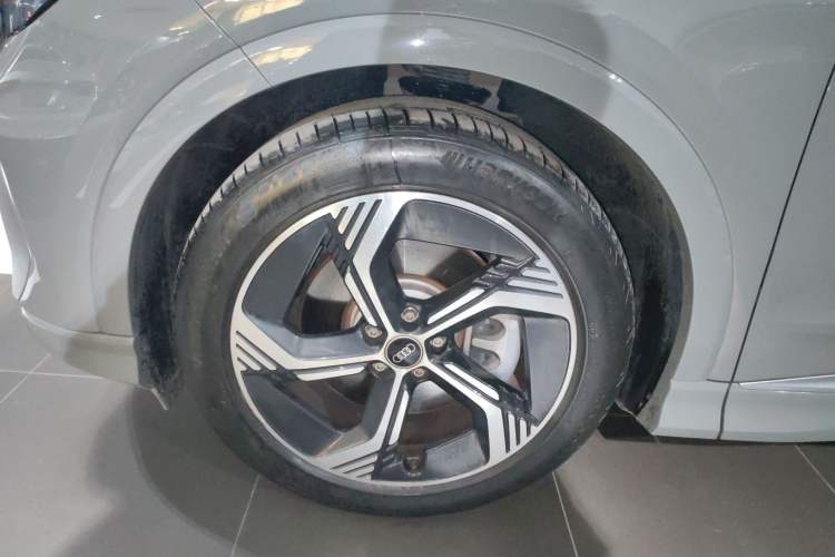 Used Audi Q4 e-tron 2024 40 e-tron Boundary Edition Exterior 7