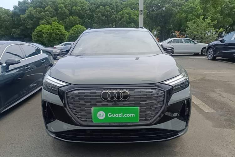 Used Audi Q4 e-tron 2024 50 e-tron quattro Creation Edition Midnight Front