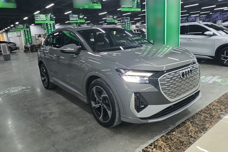 Used Audi Q4 e-tron 2024 40 e-tron Boundary Edition Front Right 45 Deg