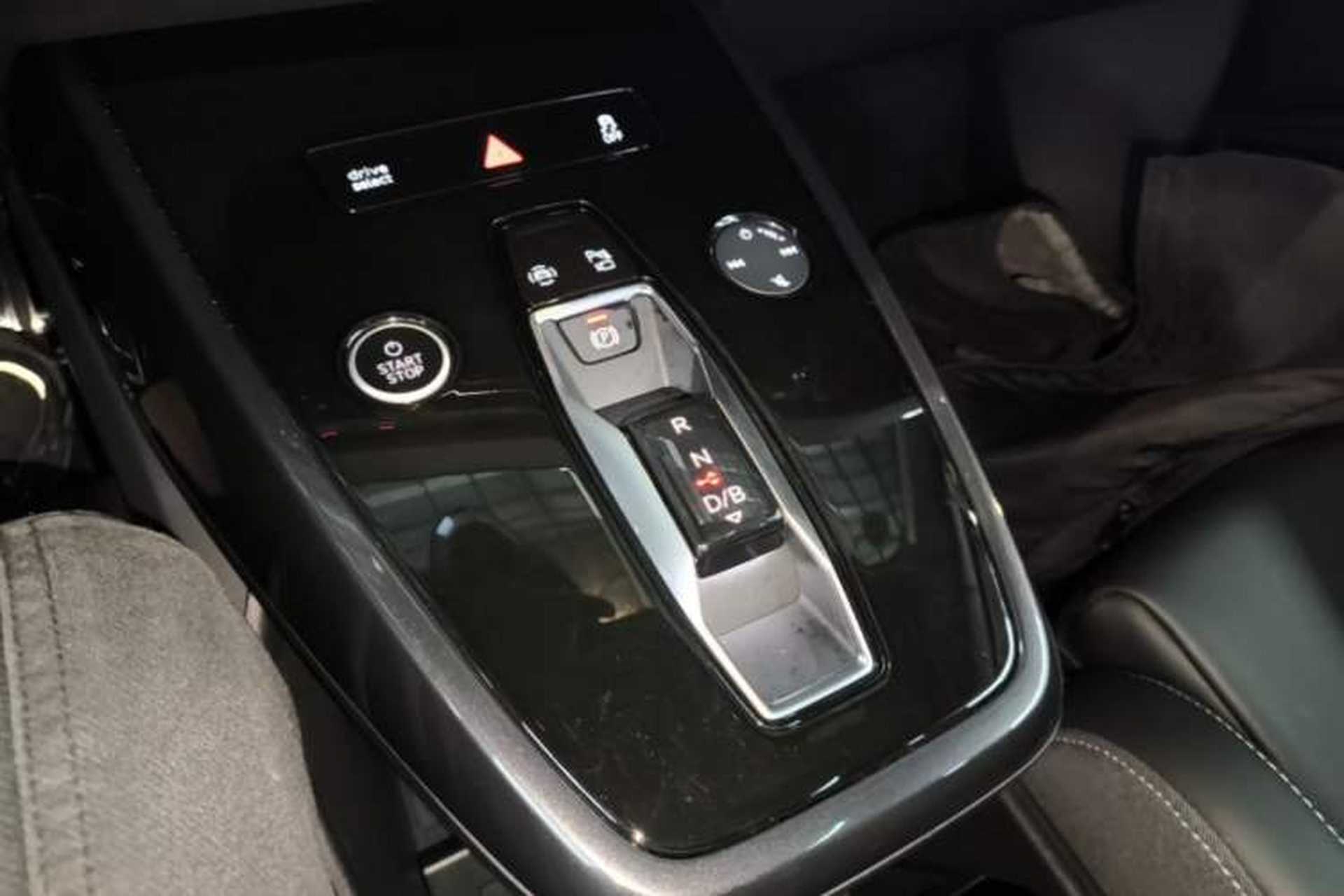 Used Audi Q4 e-tron 2024 40 e-tron Boundary Edition Gear Lever