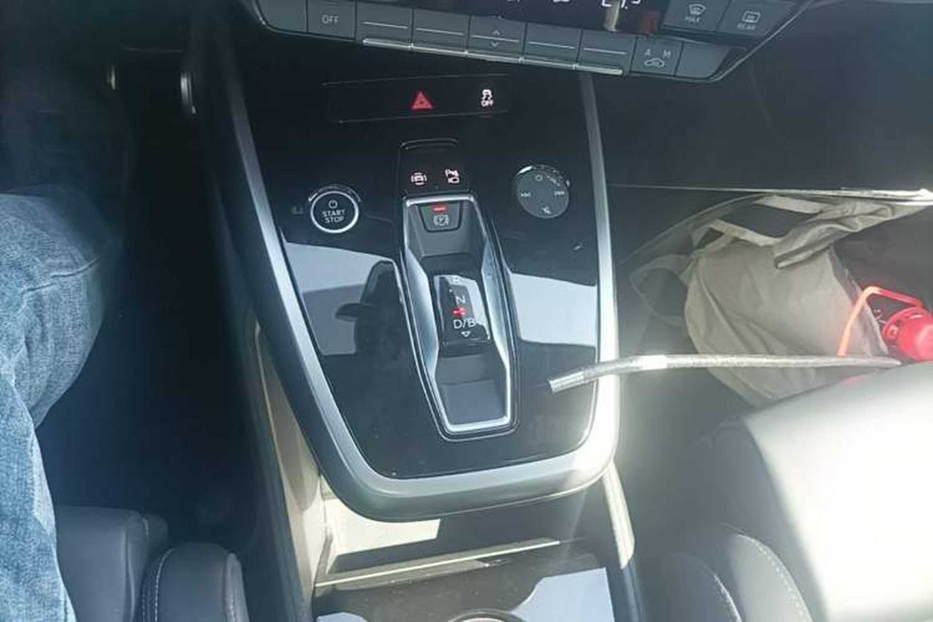 Used Audi Q4 e-tron 2024 40 e-tron Adventure Edition Gear Lever
