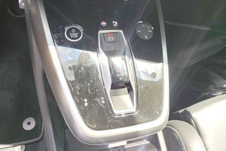 Used Audi Q4 e-tron 2024 40 e-tron Adventure Edition Gear Lever