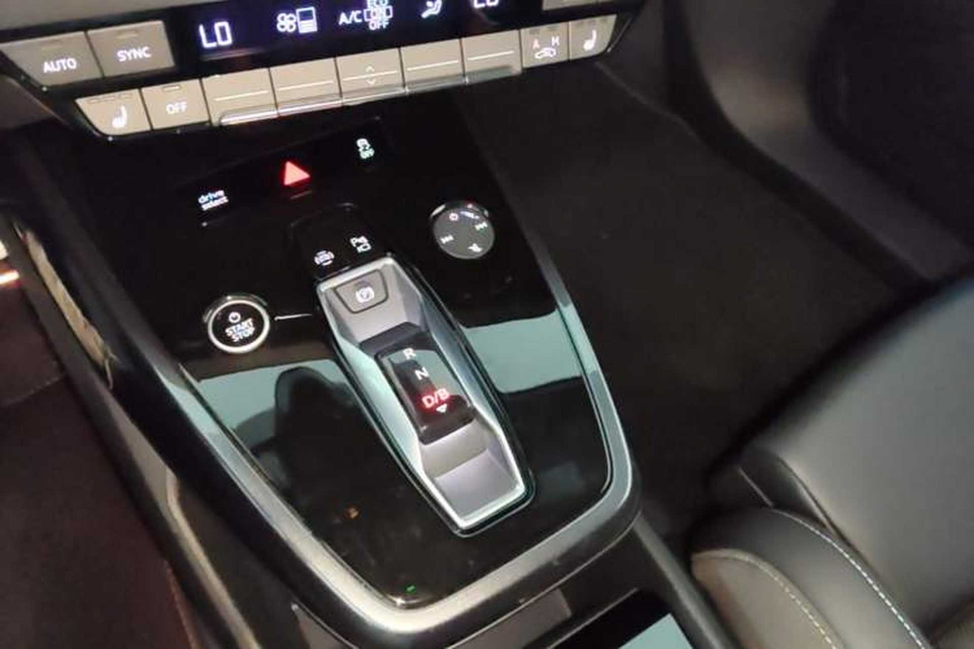 Used Audi Q4 e-tron 2024 40 e-tron Boundary Edition Gear Lever