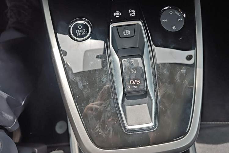 Used Audi Q4 e-tron 2024 40 e-tron Adventure Edition Gear Lever