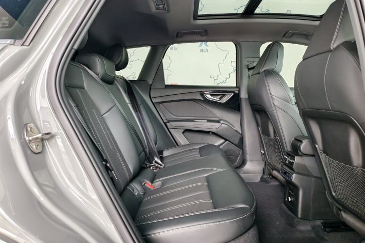 Used Audi Q4 e-tron 2024 40 e-tron Boundary Edition Interior 4