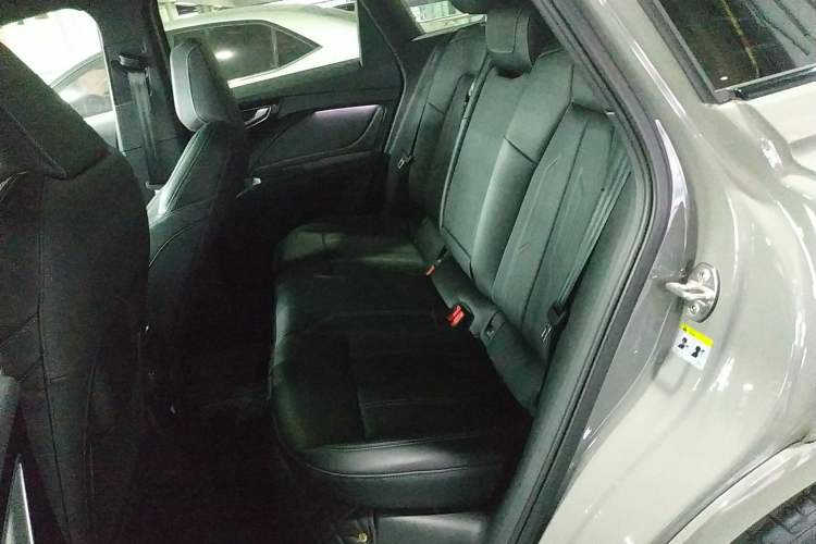 Used Audi Q4 e-tron 2024 50 e-tron quattro Creation Edition Midnight Interior 4