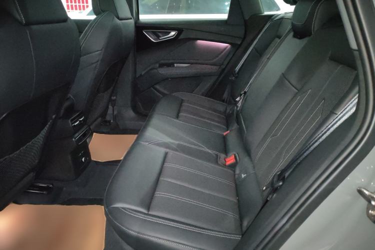 Used Audi Q4 e-tron 2024 40 e-tron Boundary Edition Interior 4