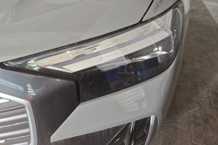 Used Audi Q4 e-tron 2024 40 e-tron Adventure Edition Left Front Headlight