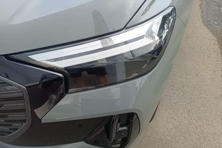 Used Audi Q4 e-tron 2024 50 e-tron quattro Creation Edition Midnight Left Front Headlight