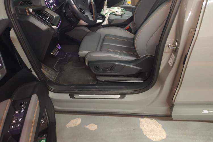 Used Audi Q4 e-tron 2024 40 e-tron Adventure Edition Left Front Seat
