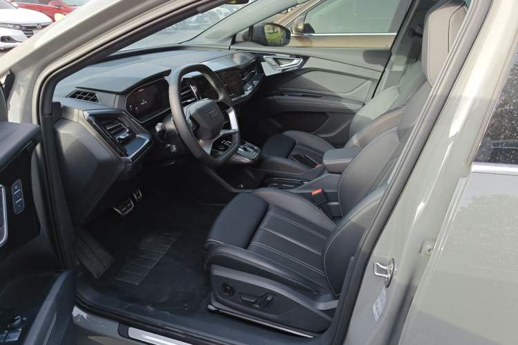Used Audi Q4 e-tron 2024 40 e-tron Boundary Edition Left Front Seat