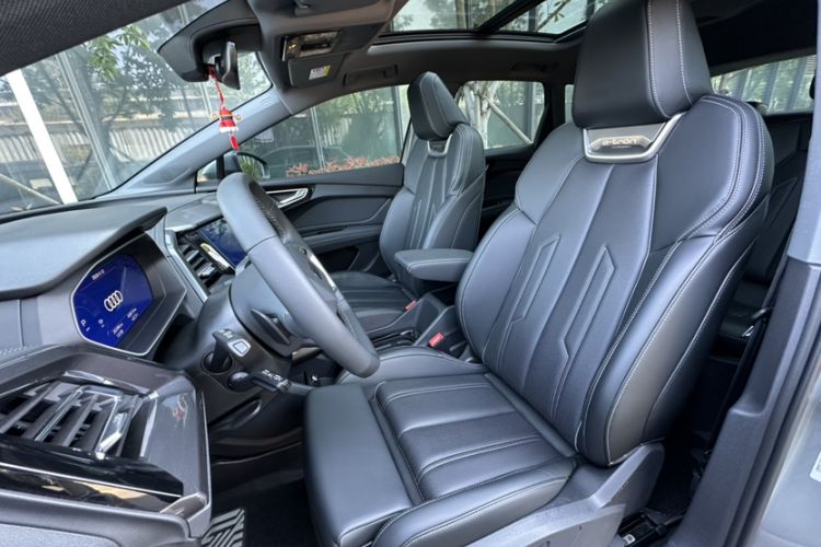 Used Audi Q4 e-tron 2024 40 e-tron Boundary Edition Left Front Seat
