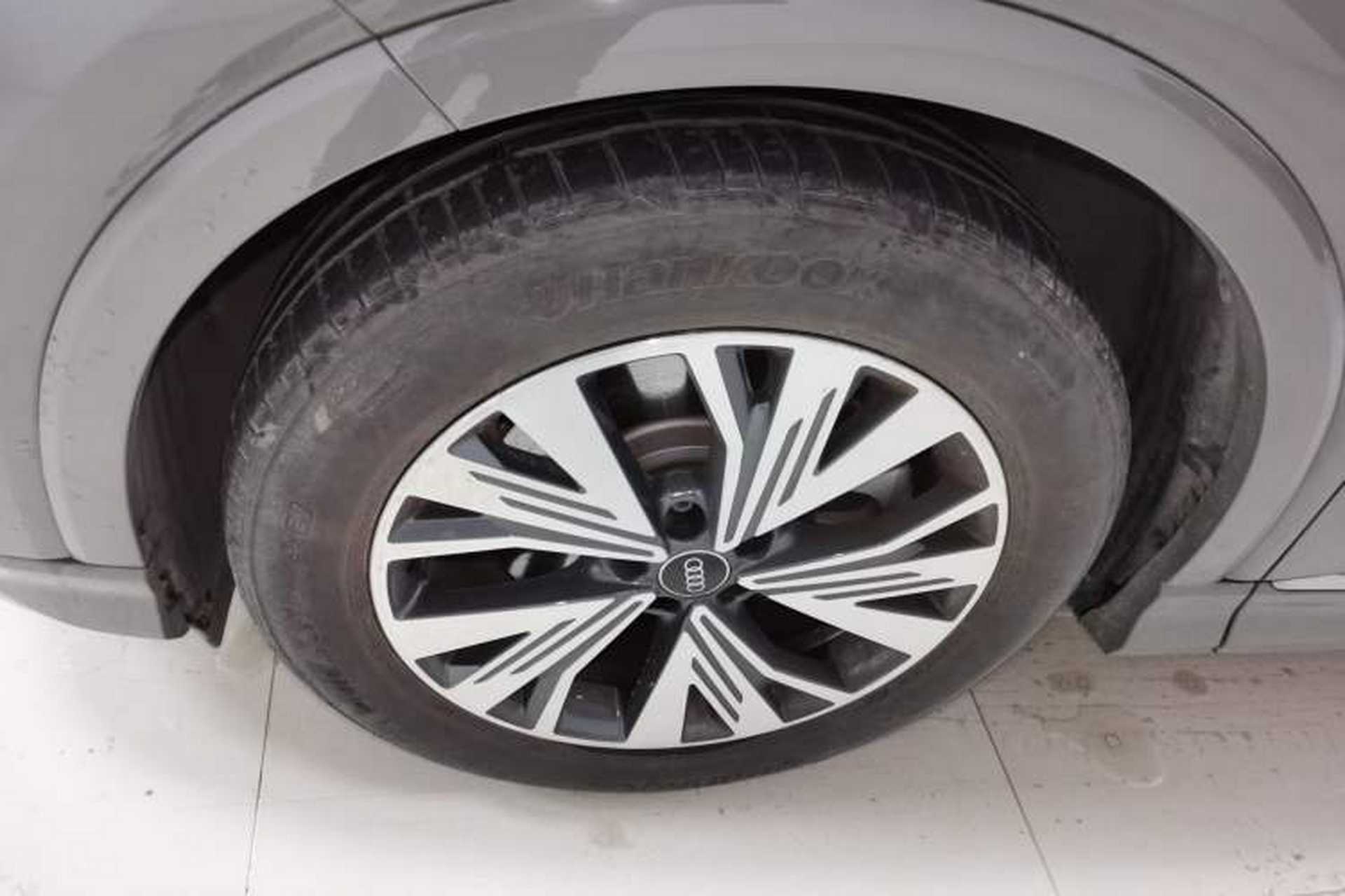 Used Audi Q4 e-tron 2024 40 e-tron Adventure Edition Left Front Wheel Hub