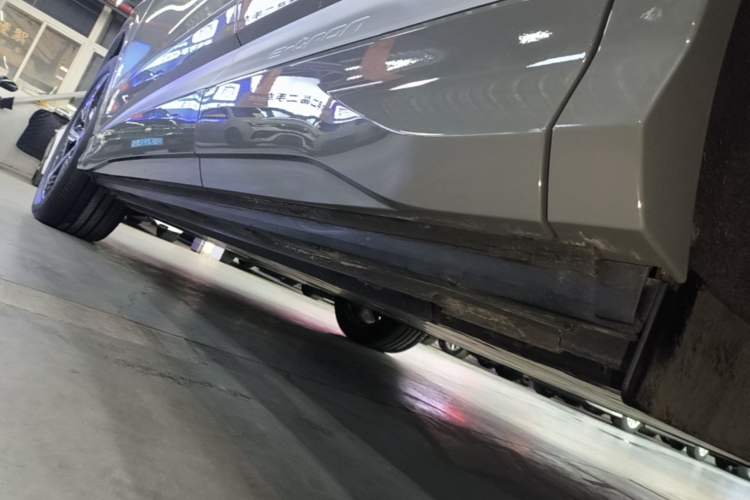 Used Audi Q4 e-tron 2024 40 e-tron Boundary Edition Left Side Sill
