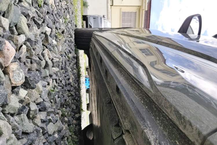 Used Audi Q4 e-tron 2024 40 e-tron Adventure Edition Left Side Sill