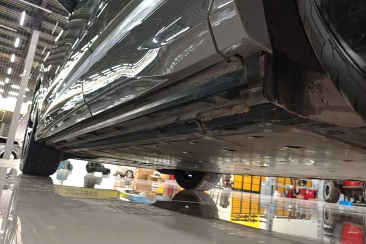 Used Audi Q4 e-tron 2024 40 e-tron Boundary Edition Left Side Sill