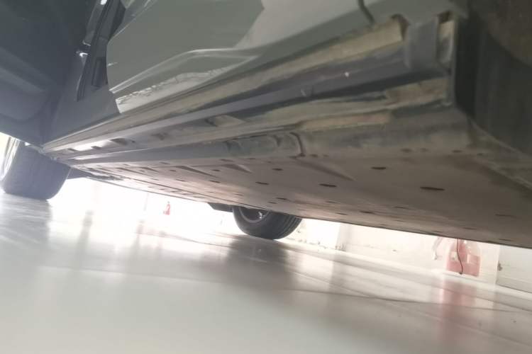 Used Audi Q4 e-tron 2024 40 e-tron Adventure Edition Left Side Sill