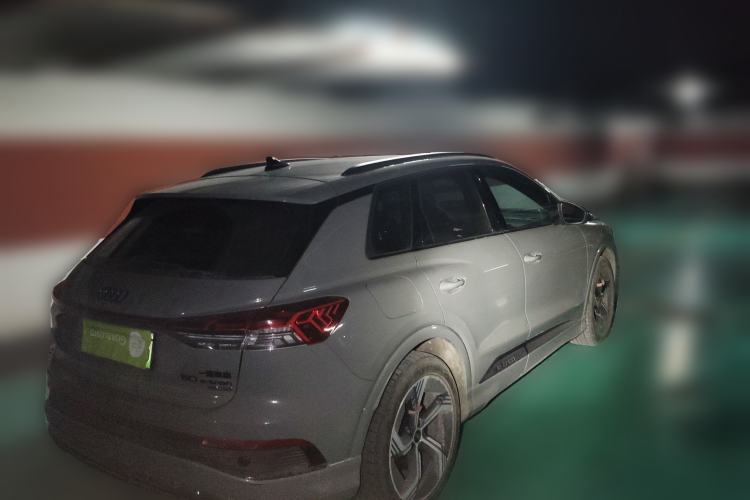 Used Audi Q4 e-tron 2024 50 e-tron quattro Creation Edition Midnight Rear Right 45 Deg