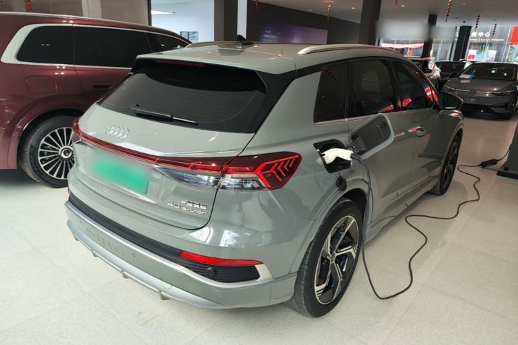 Used Audi Q4 e-tron 2024 40 e-tron Boundary Edition Rear Right 45 Deg