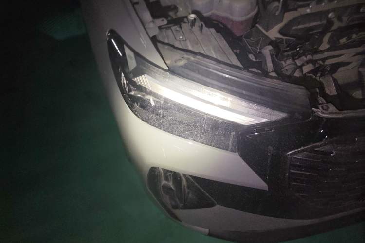 Used Audi Q4 e-tron 2024 50 e-tron quattro Creation Edition Midnight Right Front Headlight