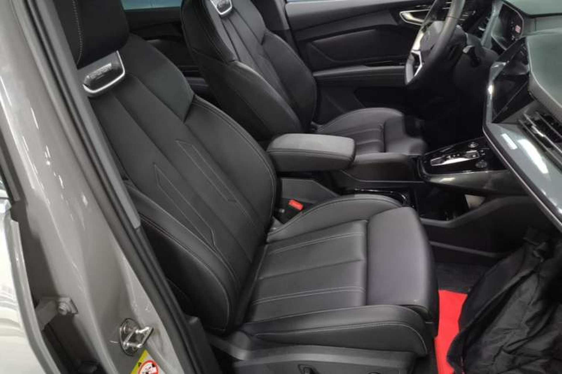 Used Audi Q4 e-tron 2024 40 e-tron Boundary Edition Right Front Seat
