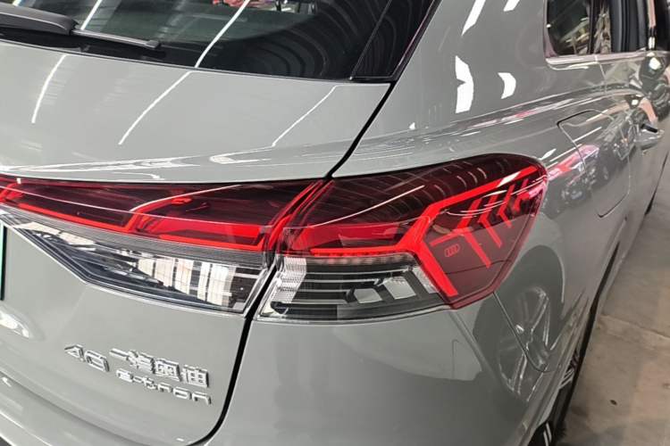 Used Audi Q4 e-tron 2024 40 e-tron Boundary Edition Right Rear Taillight