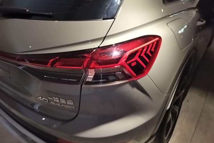 Used Audi Q4 e-tron 2024 40 e-tron Boundary Edition Right Rear Taillight