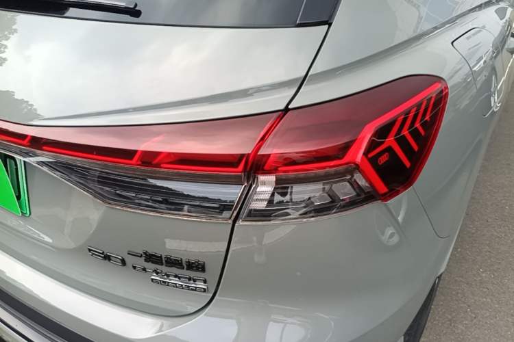 Used Audi Q4 e-tron 2024 50 e-tron quattro Creation Edition Midnight Right Rear Taillight